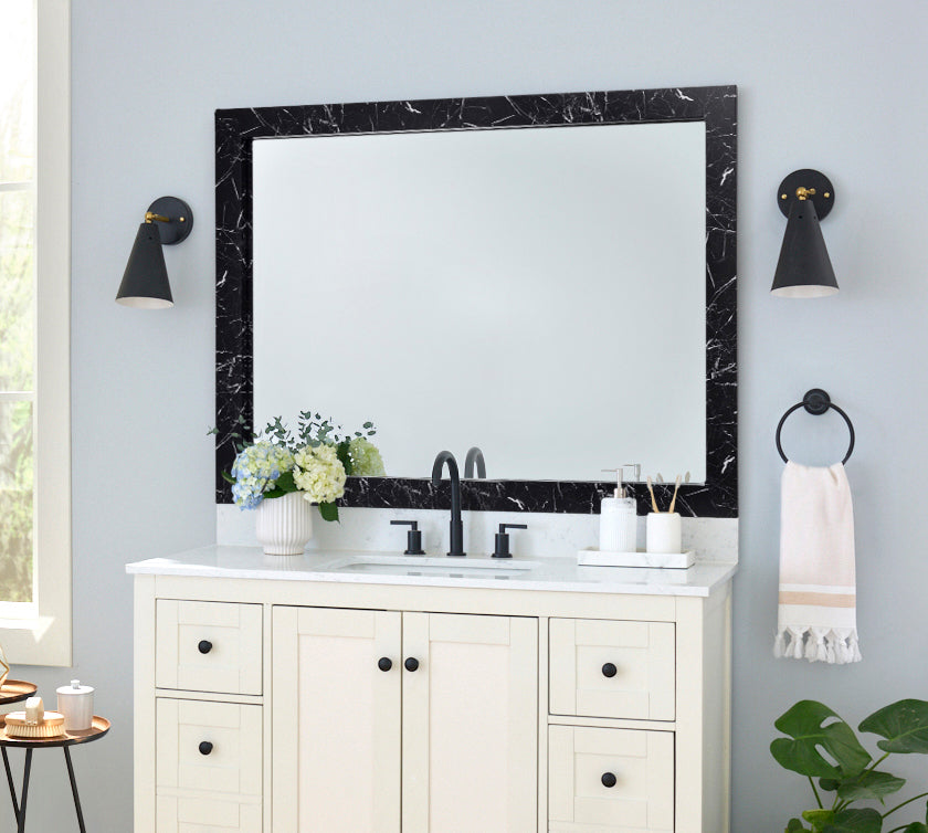 Carrara Midnight Black Marble Frame